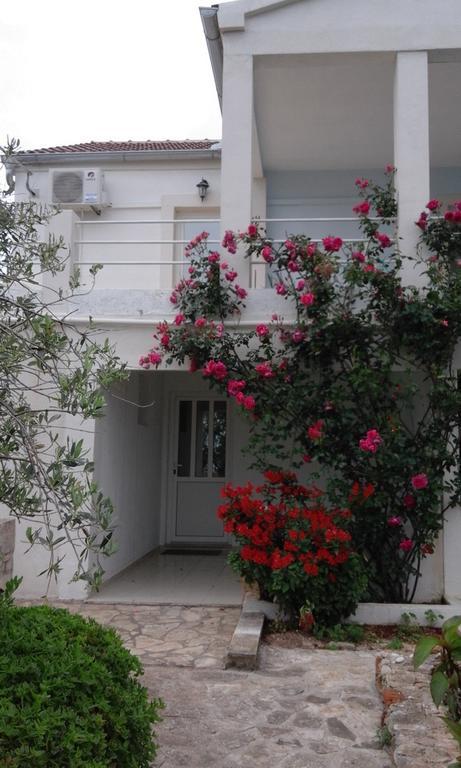 Apartment Ruza Sali Exterior photo